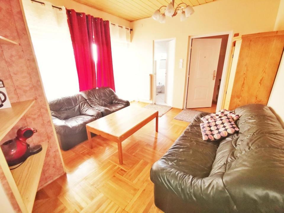 Apartman Poirot Balcony Erd Extérieur photo